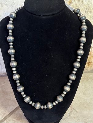 Handmade Navajo Pearl Necklace