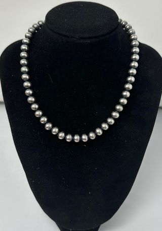 Navajo Pearl Necklace 8mm