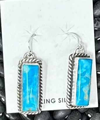 Kingman Bar Earring